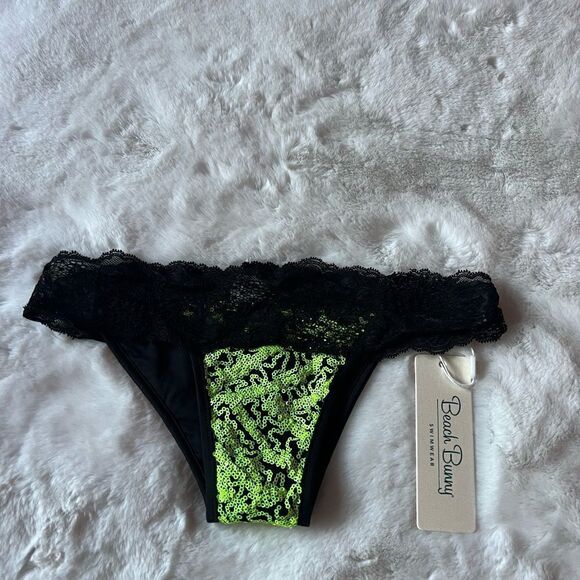 BEACH BUNNY BOTTOM.. - Picture 7 of 7